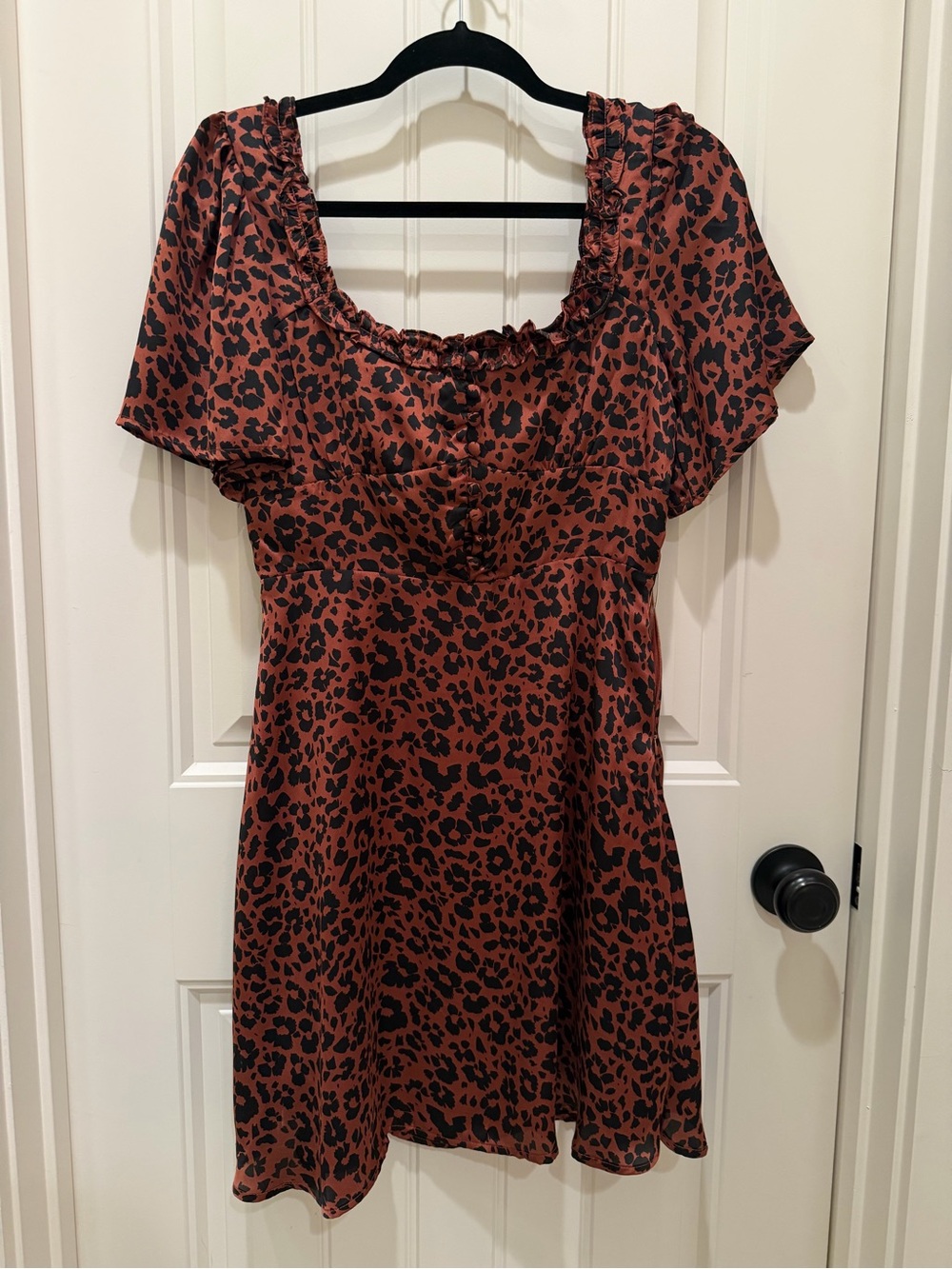 Main Strip Satin Leopard-Print Dress
